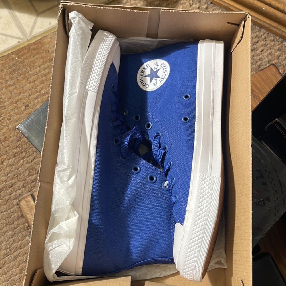 Authentic Blue converse - Picture 7 of 13